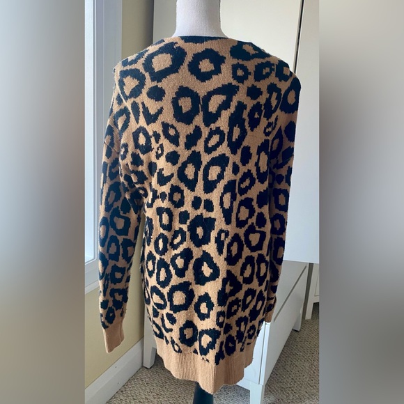 Sunday Best Leopard Cardigan (Aritzia) - Picture 5 of 5